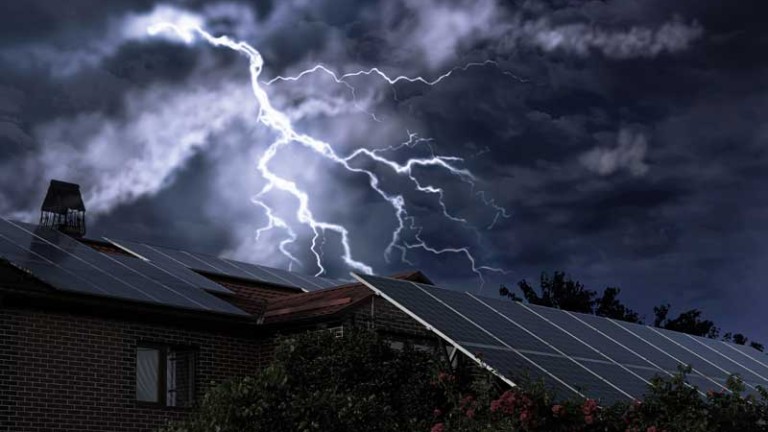 La foudre est-elle un danger pour mon install